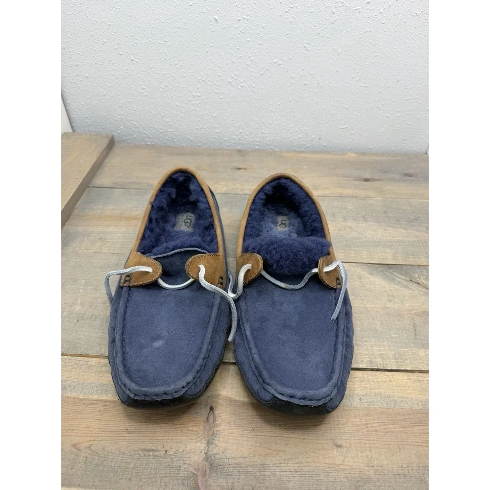 UGG Men's‎ Australia sz 10 Moccasin/Loafers Blue Suede Shearling Slippers shoes